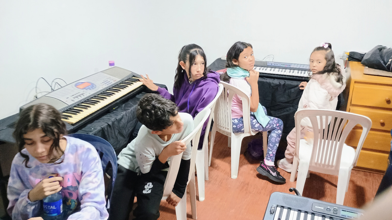 Estudiantes de la escuela Sala101 en formación artística, Fontibón - 19